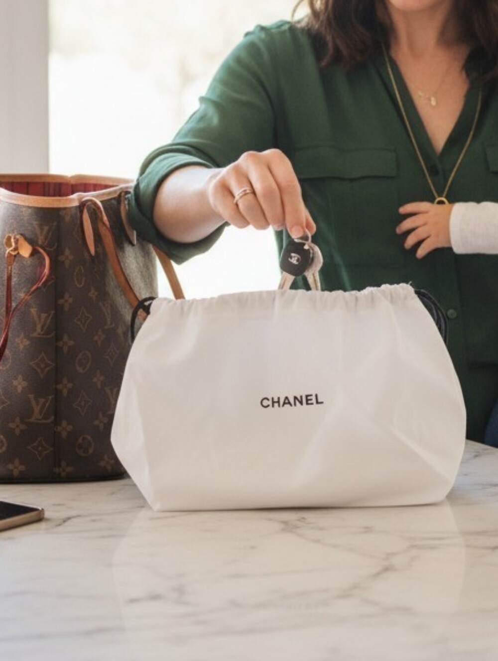 NWOT Authentic Chanel Beauty White Cotton Drawstring Dust Bag Pouch